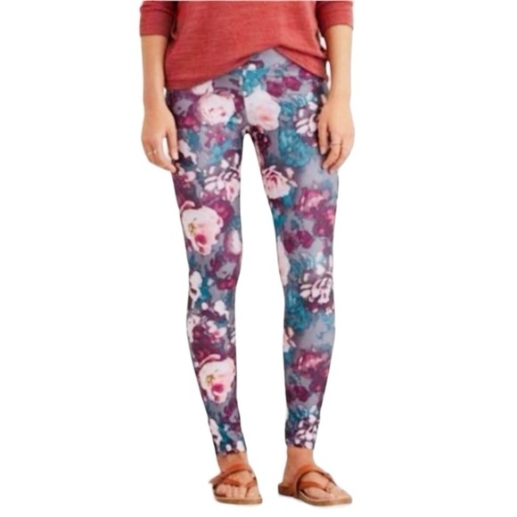 American Eagle Floral Leggings - Picture 1 of 10